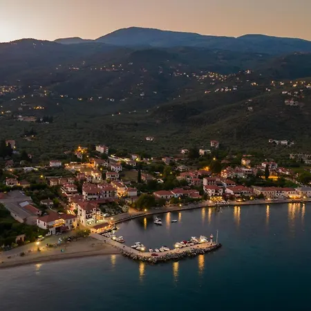Chroma Pelion